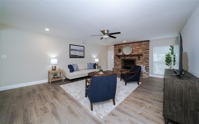 415 Mission Hills Ave, Temple Terrace, FL 33617 - photo 17