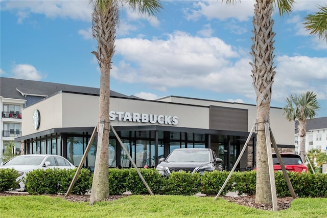9795 Crescent Ray Dr, Wesley Chapel, FL 33545 - view of building exterior