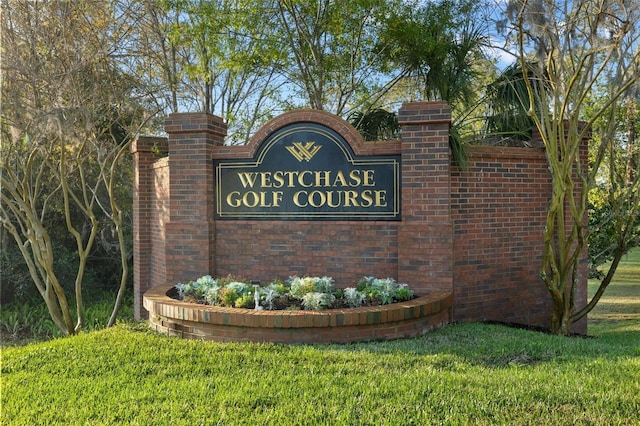 12009 Wandsworth Dr, Tampa, FL 33626 - community / neighborhood sign featuring a yard