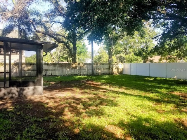 1841 Georgia Ave, Palm Harbor, FL 34683 - view of yard