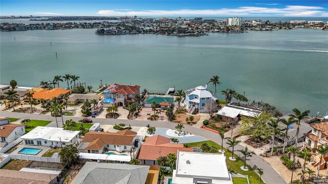 7125 S Shore Dr S, Saint Petersburg, FL 33707 - aerial view of residential area with a large body of water