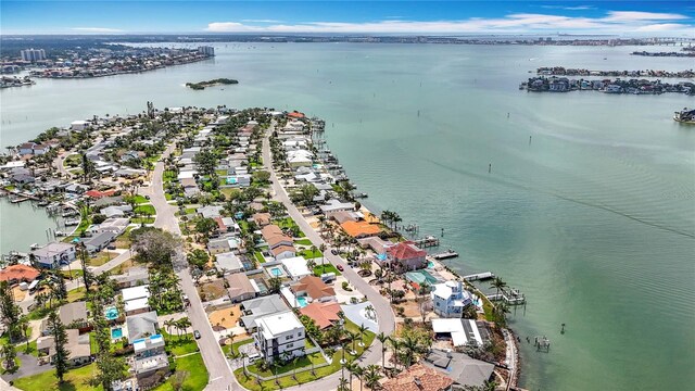 7125 S Shore Dr S, Saint Petersburg, FL 33707 - aerial perspective of suburban area featuring a nearby body of water