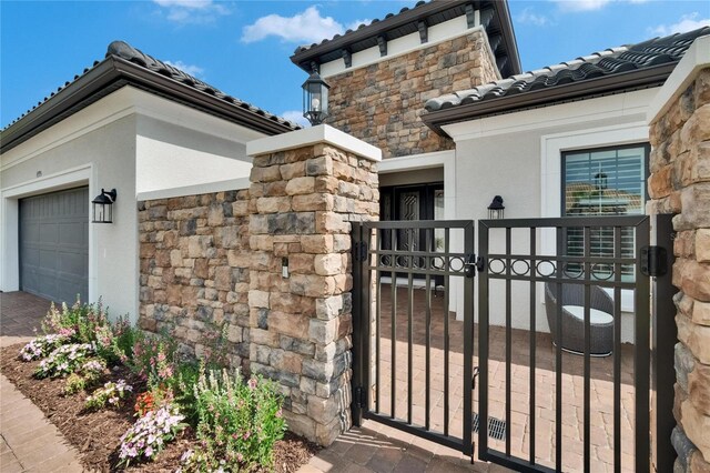 4795 Freccia Loop, Wesley Chapel, FL 33543 - view of gate