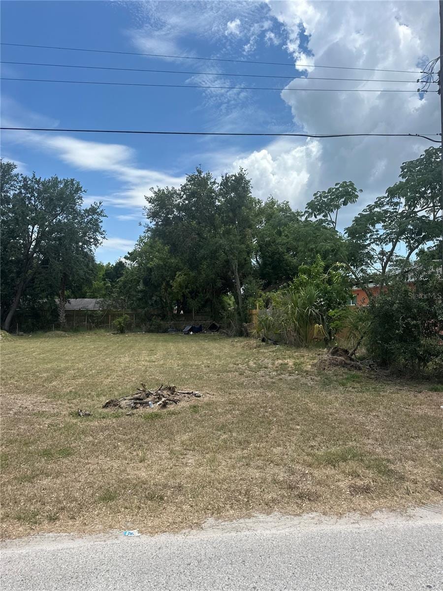 1716 W Saint John St, Tampa, FL 33607