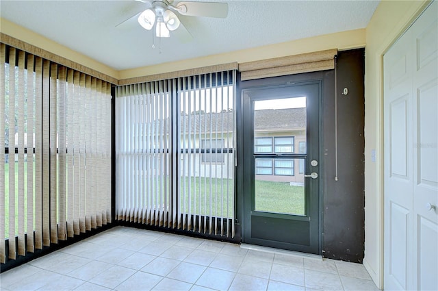 6550 Teak Ct, Zephyrhills, FL 33542 - view of unfurnished sunroom