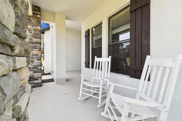 13334 Oldenburg Dr, Hudson, FL 34667 - view of porch