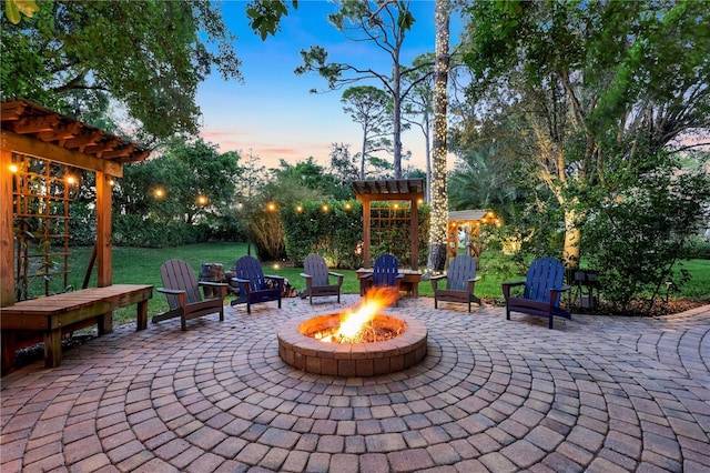 1817 Piccadilly Cir, Cape Coral, FL 33991 - view of patio featuring an outdoor fire pit and a pergola