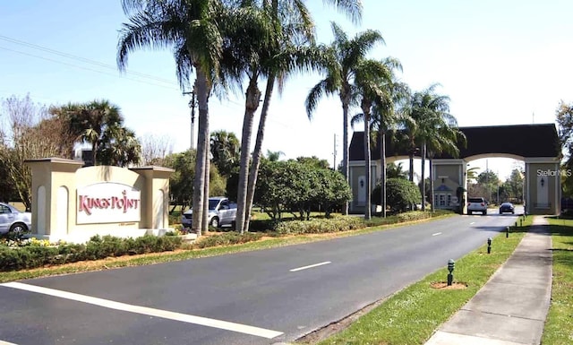 746 Masterpiece Dr, Sun City Center, FL 33573 - view of asphalt road