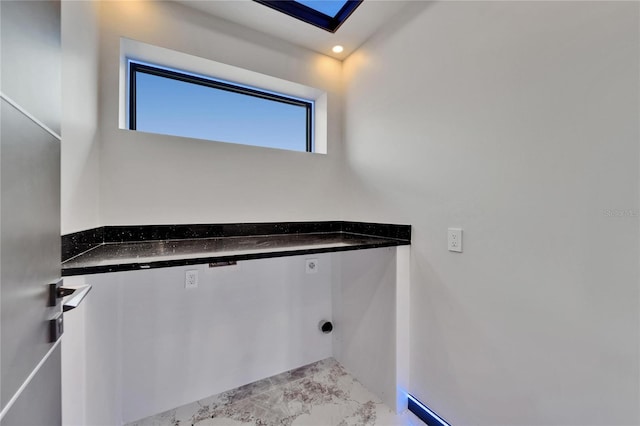 6520 Simone Shores Cir, Apollo Beach, FL 33572 - bathroom with a skylight