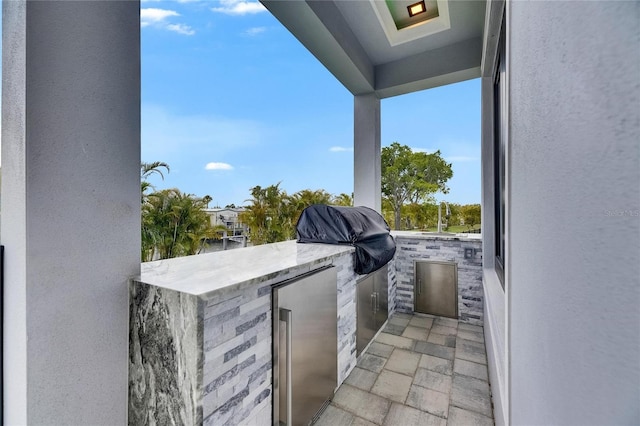 6526 Simone Shores Cir, Apollo Beach, FL 33572 - view of patio with a sink