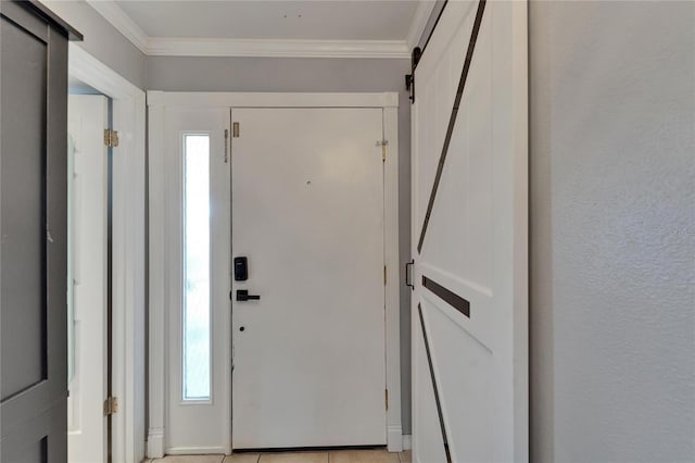 644 Yardarm Dr Unit 22, Apollo Beach, FL 33572 - entrance foyer featuring crown molding