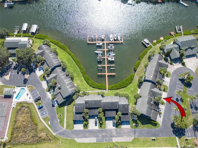 644 Yardarm Dr Unit 22, Apollo Beach, FL 33572 - view of property location featuring a large body of water and numerous boat docks