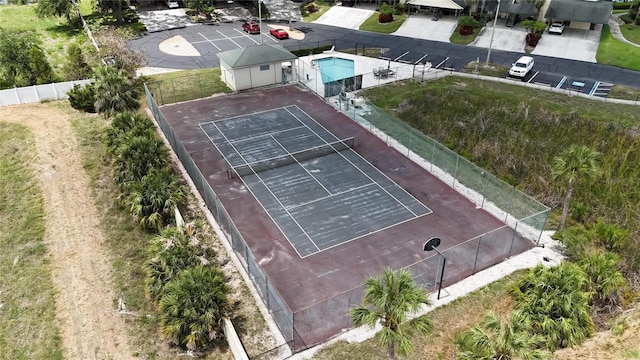 644 Yardarm Dr Unit 22, Apollo Beach, FL 33572 - bird's eye view of a pool