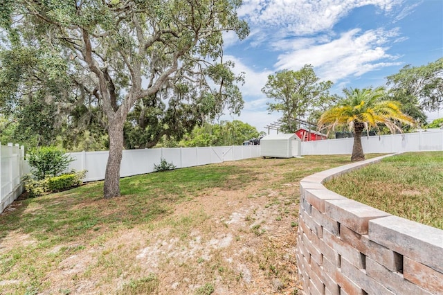5540 Applegate Dr, Spring Hill, FL 34606 - view of yard