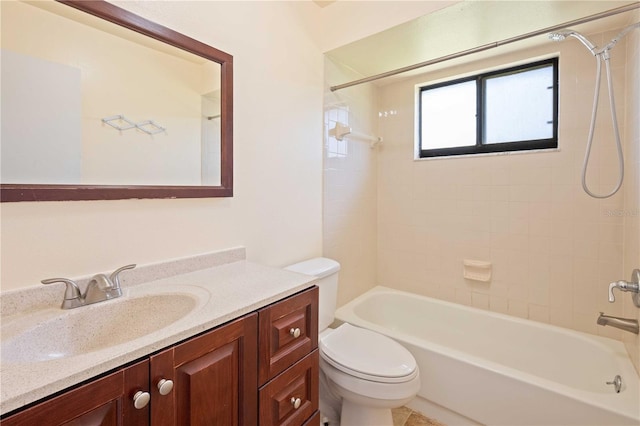 8436 60th St N Unit 304, Pinellas Park, FL 33781 - full bathroom with toilet, vanity, and shower / bath combination