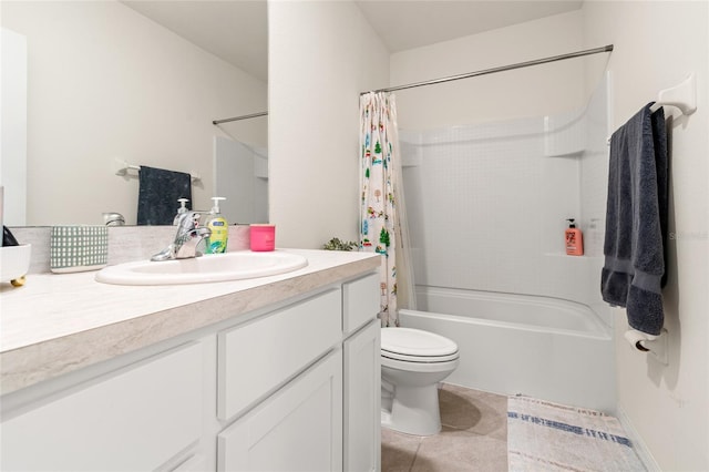 2925 Evergreen Elm Pass, Wesley Chapel, FL 33543 - full bath with vanity, toilet, shower / bath combination with curtain, and tile patterned floors