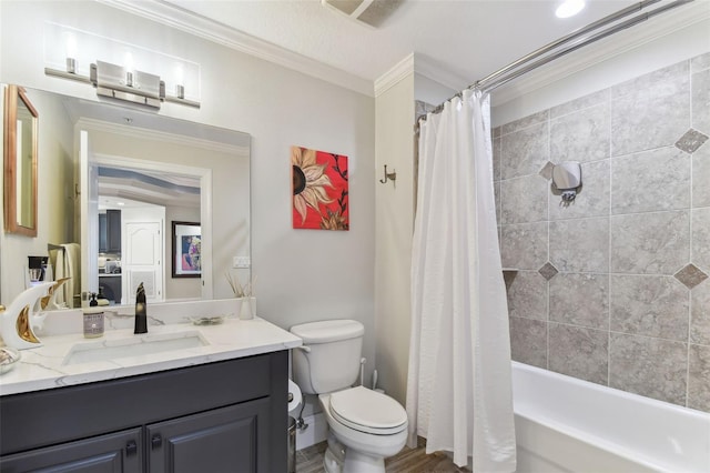 200 Skiff Pt Unit 202, Clearwater Beach, FL 33767 - full bath with toilet, vanity, crown molding, and shower / tub combo with curtain