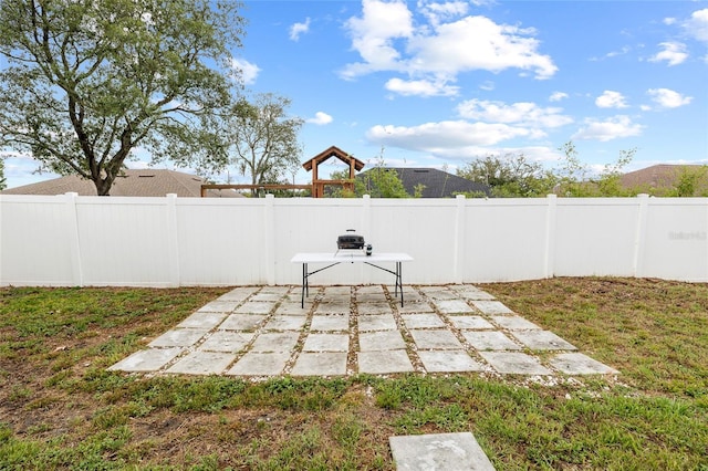 11123 Thornberry Dr, Spring Hill, FL 34609 - view of yard with a patio area