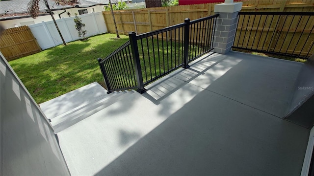 7011 N 15th St, Tampa, FL 33610 - view of patio