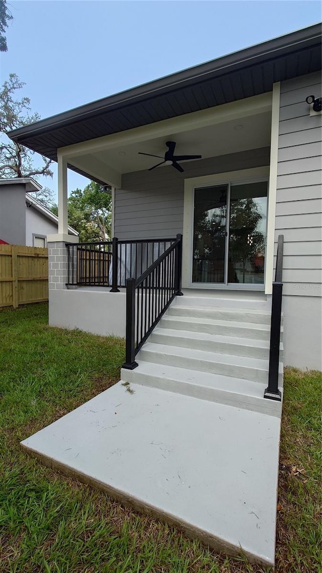 7011 N 15th St, Tampa, FL 33610 - porch with a ceiling fan