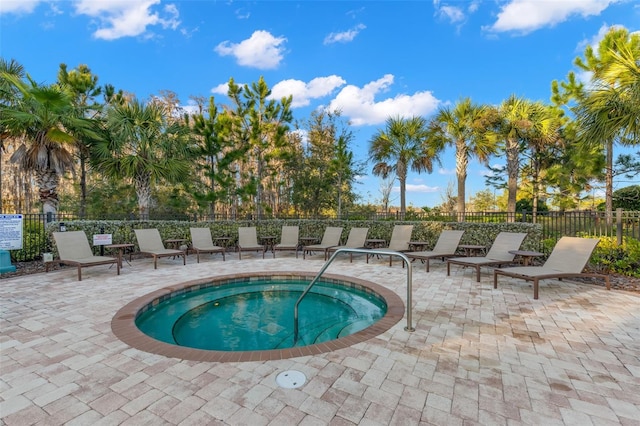 11354 Callisia Dr, Odessa, FL 33556 - view of swimming pool featuring a patio area and a community hot tub