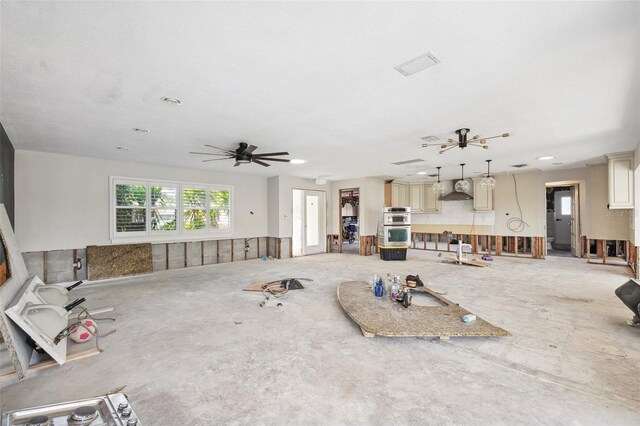 1399 49th Ave NE, Saint Petersburg, FL 33703 - photo 11