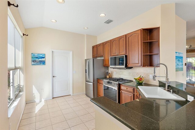 1111 Jasmine Creek Ct, Sun City Center, FL 33573 - photo 15