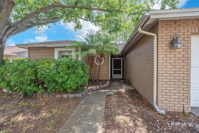 11816 Cedarfield Dr, Riverview, FL 33579 - entrance to property with brick siding