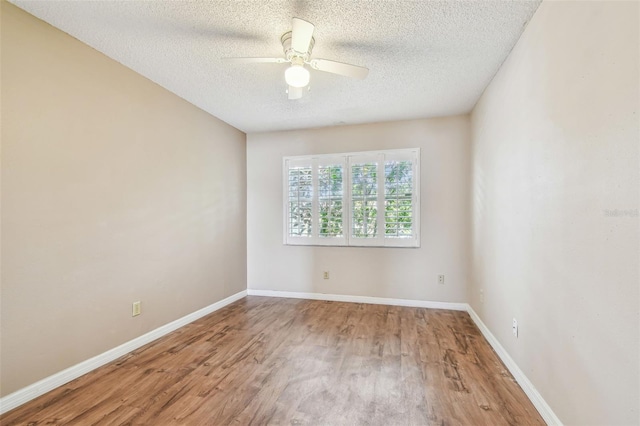 3044 Muir St, Holiday, FL 34691 - photo 35