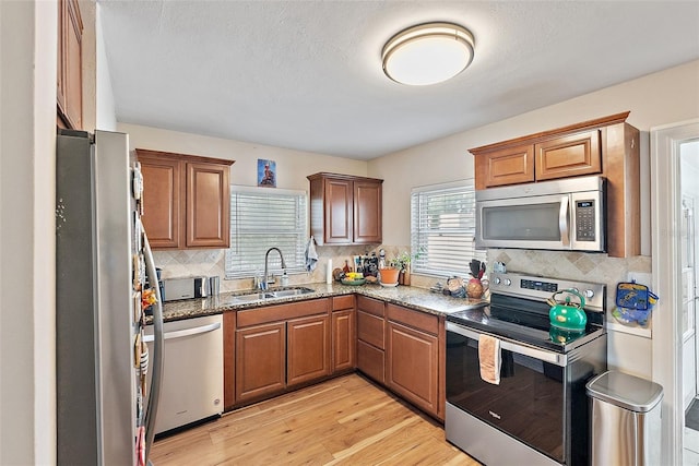 918 27th St N, Saint Petersburg, FL 33713 - photo 8