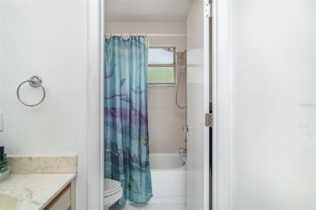 7833 Ontario Street Cir, Sarasota, FL 34243 - bathroom featuring vanity and shower / bathtub combination with curtain