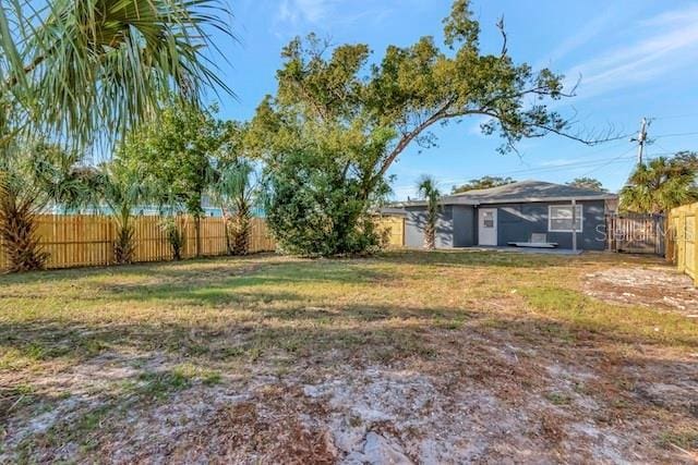 243 45th St N, Saint Petersburg, FL 33713 - view of yard