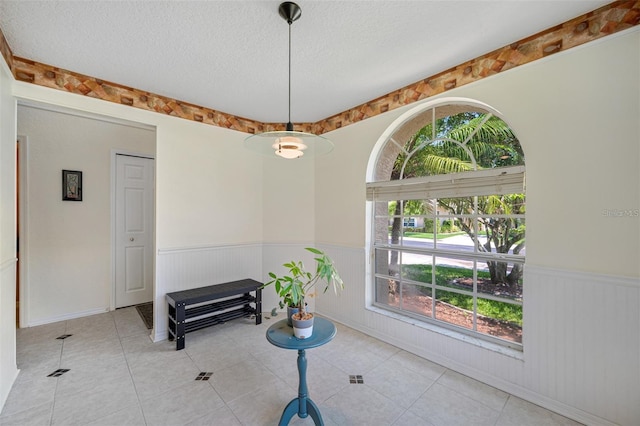 8980 Antigua Dr, Seminole, FL 33777 - photo 4
