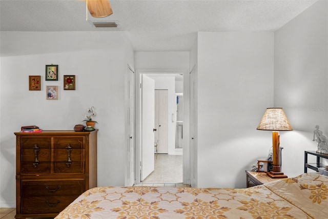 1633 Bentwood Dr, Sun City Center, FL 33573 - view of tiled bedroom