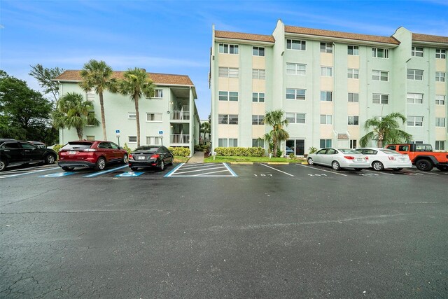 801 83rd Ave N Unit 107, Saint Petersburg, FL 33702 - photo 2