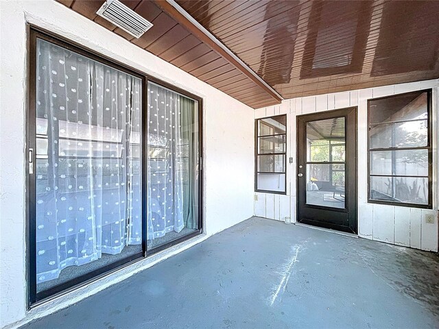 2031 Dover Ct, Oldsmar, FL 34677 - view of exterior entry with stucco siding