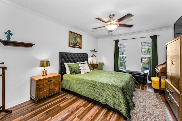 704 Lyndhurst St Unit 624, Dunedin, FL 34698 - bedroom with crown molding, wood finished floors, ceiling fan, and baseboards