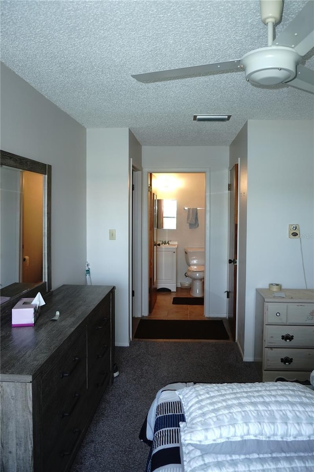 4324 Tahitian Gardens Cir Unit J, Holiday, FL 34691 - bedroom featuring carpet and a textured ceiling