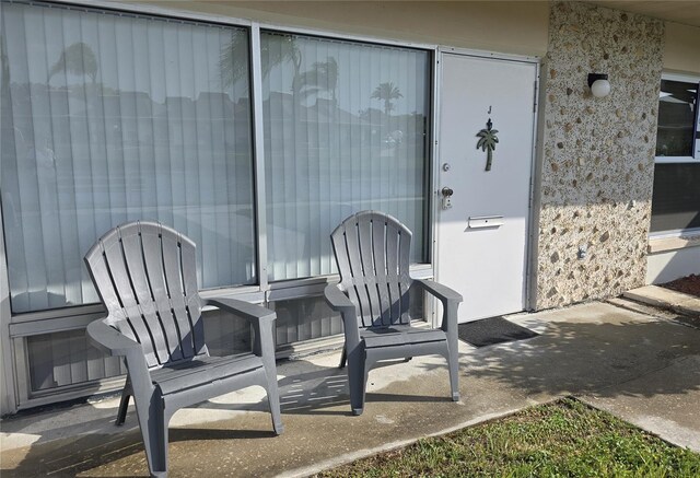 4324 Tahitian Gardens Cir Unit J, Holiday, FL 34691 - view of patio / terrace