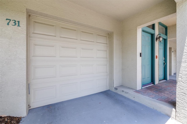 731 Cruise View Dr, Tampa, FL 33602 - garage featuring concrete driveway