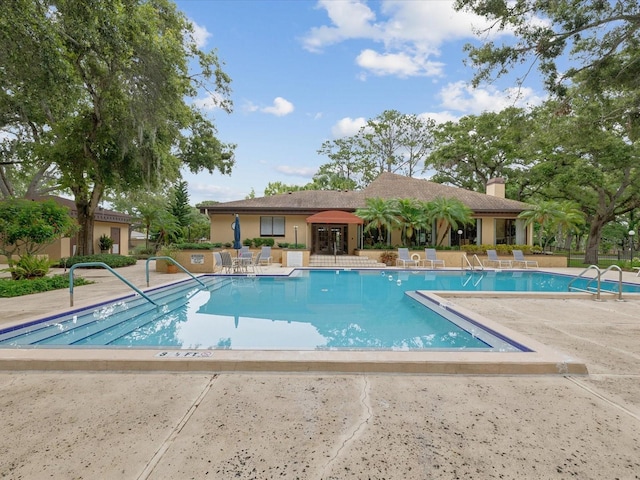 3062 Eastland Blvd Unit 405, Clearwater, FL 33761 - community pool with a patio area