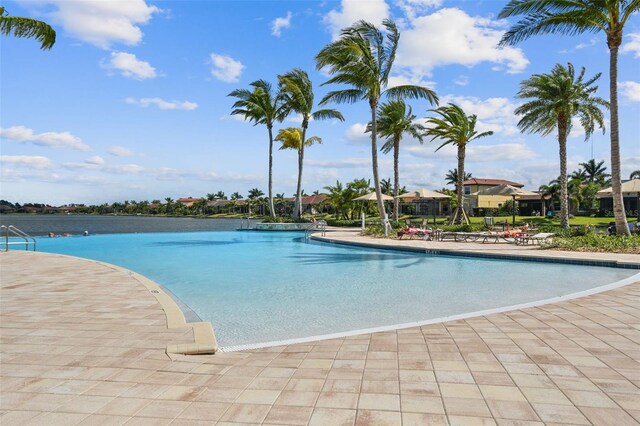 222 Toscavilla Blvd, Nokomis, FL 34275 - view of community pool