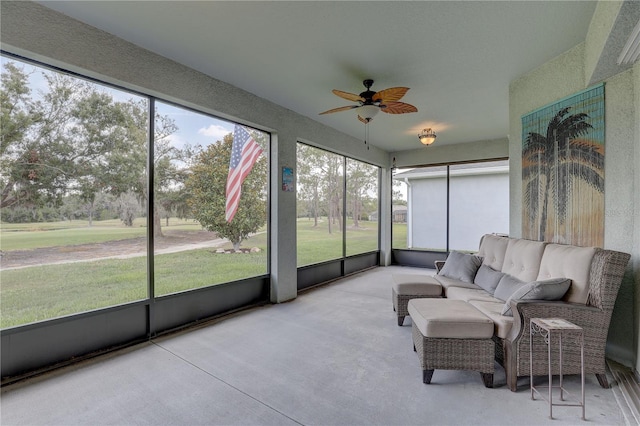 3813 Salida Delsol Dr, Sun City Center, FL 33573 - sunroom / solarium with a ceiling fan and outdoor lounge area