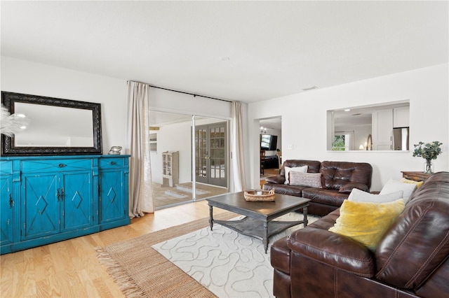 125 Live Oak Ln, Largo, FL 33770 - living area featuring light wood-style floors