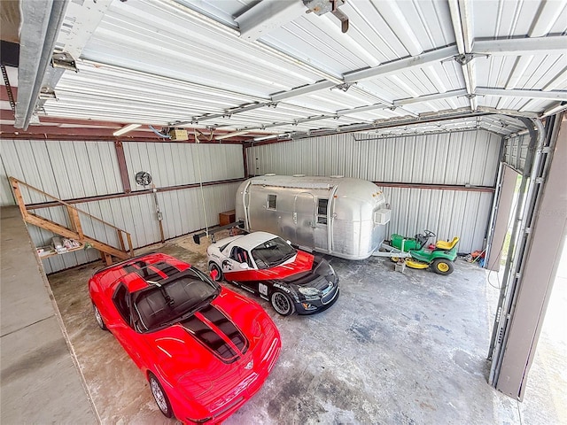 1025 Reading Rd, Lutz, FL 33558 - garage featuring metal wall