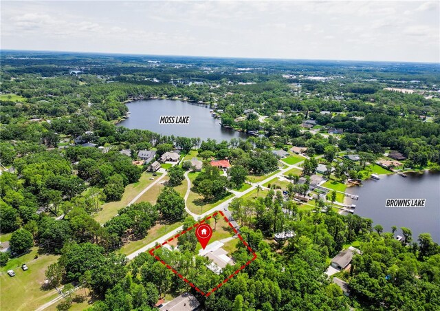 1025 Reading Rd, Lutz, FL 33558 - aerial view of property's location with property parcel outlined and a nearby body of water