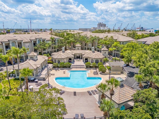 741 Mainsail Dr, Tampa, FL 33602 - community pool with a residential view and a patio area