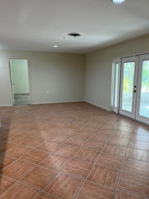 5281 Venetian Blvd NE, Saint Petersburg, FL 33703 - photo 24