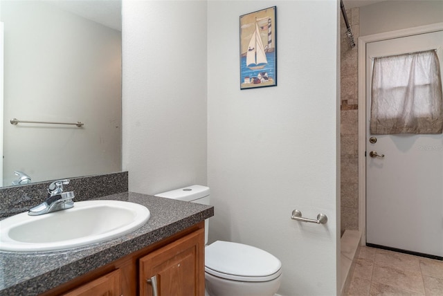 14266 Creek Run Dr, Riverview, FL 33579 - bathroom featuring toilet, a shower, and vanity