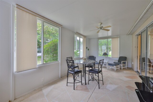 2128 Worthington Greens Dr, Sun City Center, FL 33573 - view of sunroom / solarium
